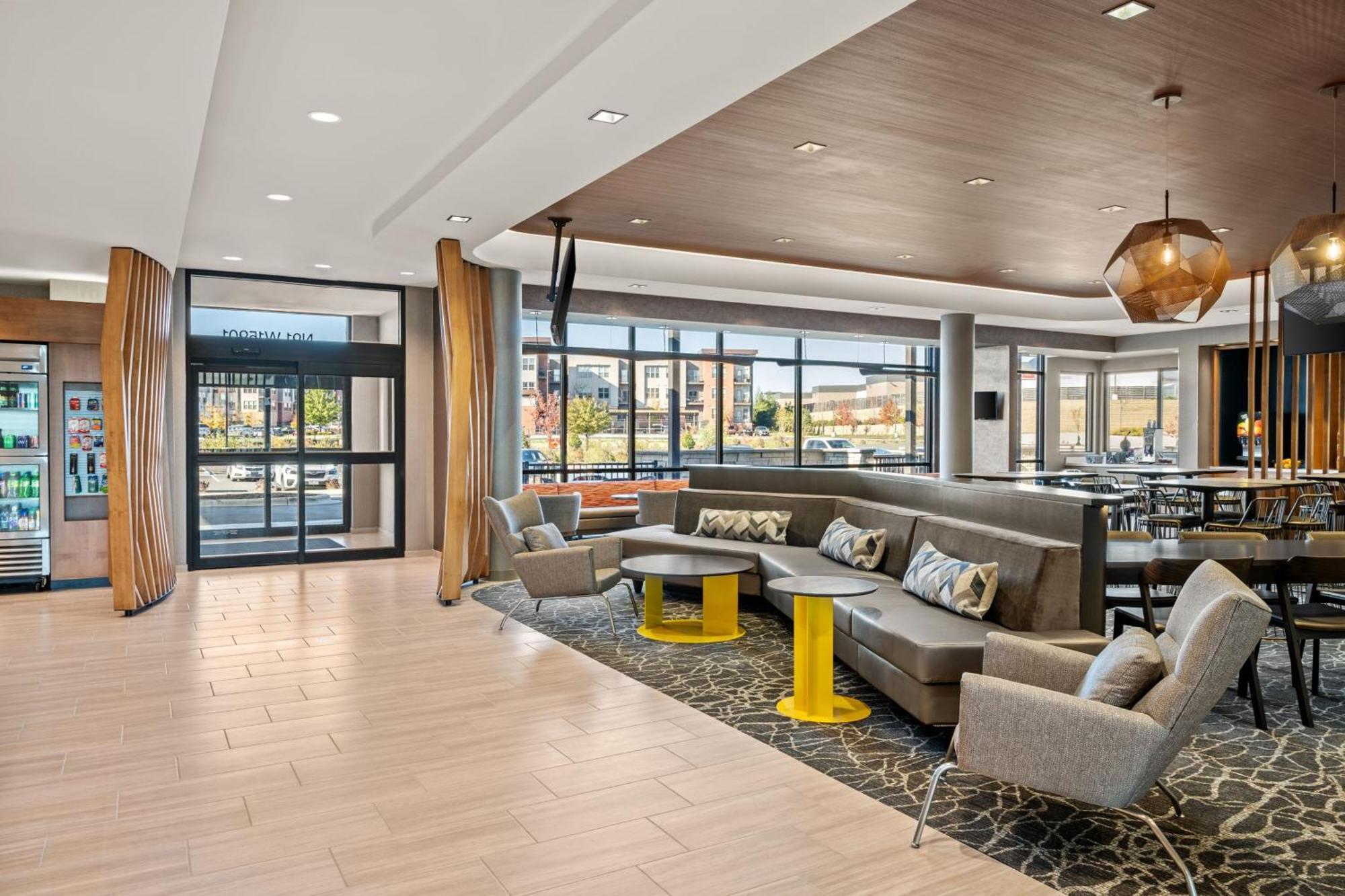 Springhill Suites By Marriott Menomonee Falls Extérieur photo