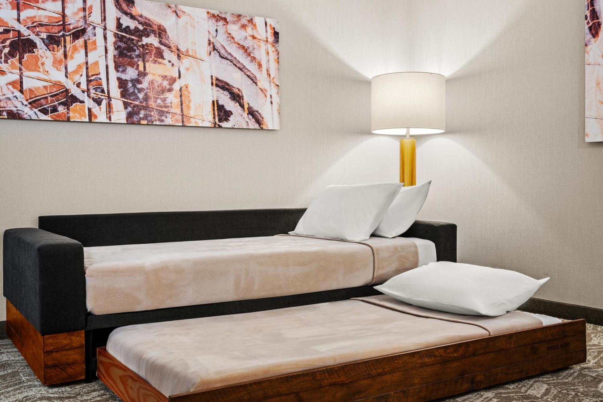 Springhill Suites By Marriott Menomonee Falls Extérieur photo