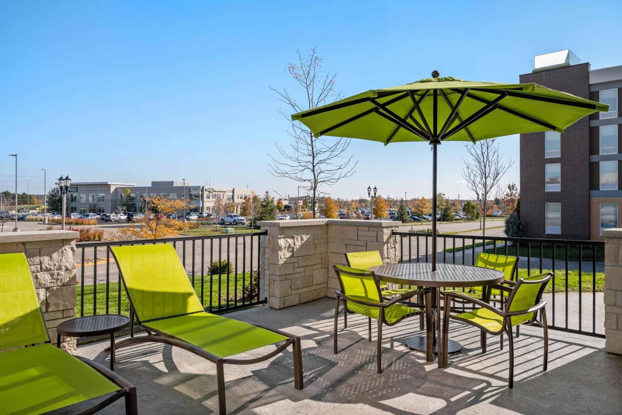 Springhill Suites By Marriott Menomonee Falls Extérieur photo